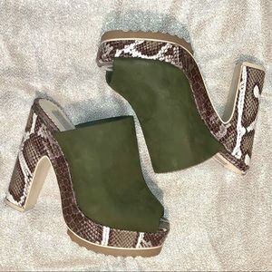 Sensational Stella McCartney Snakeskin Mule/Sandal